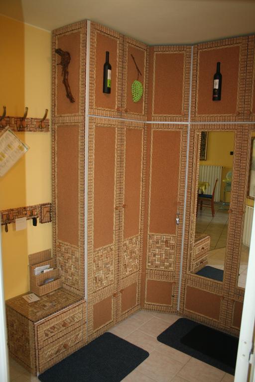 Borbarat Vendeghaz Villa เอ็กเกอร์ ภายนอก รูปภาพ